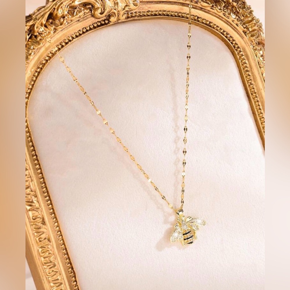 Charming Gold Bee Necklace